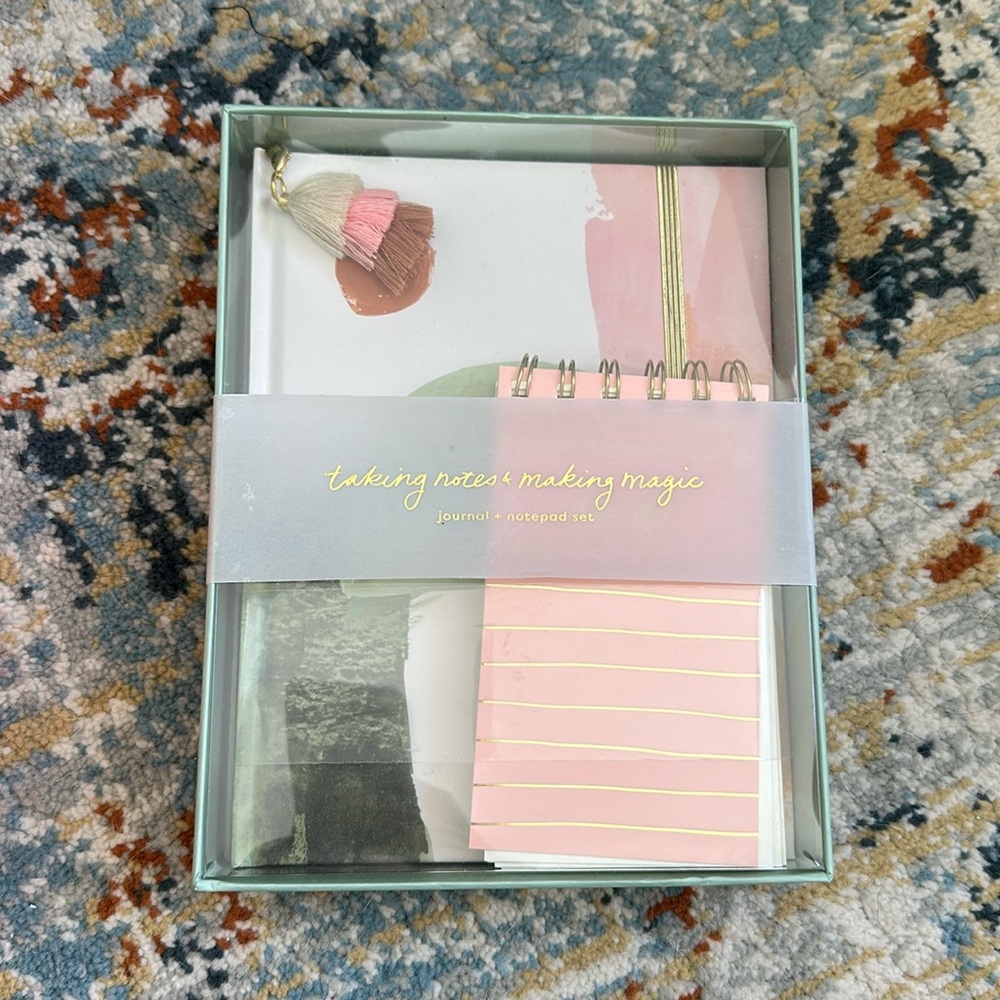 NWT Garvey Journal and Notepad Set